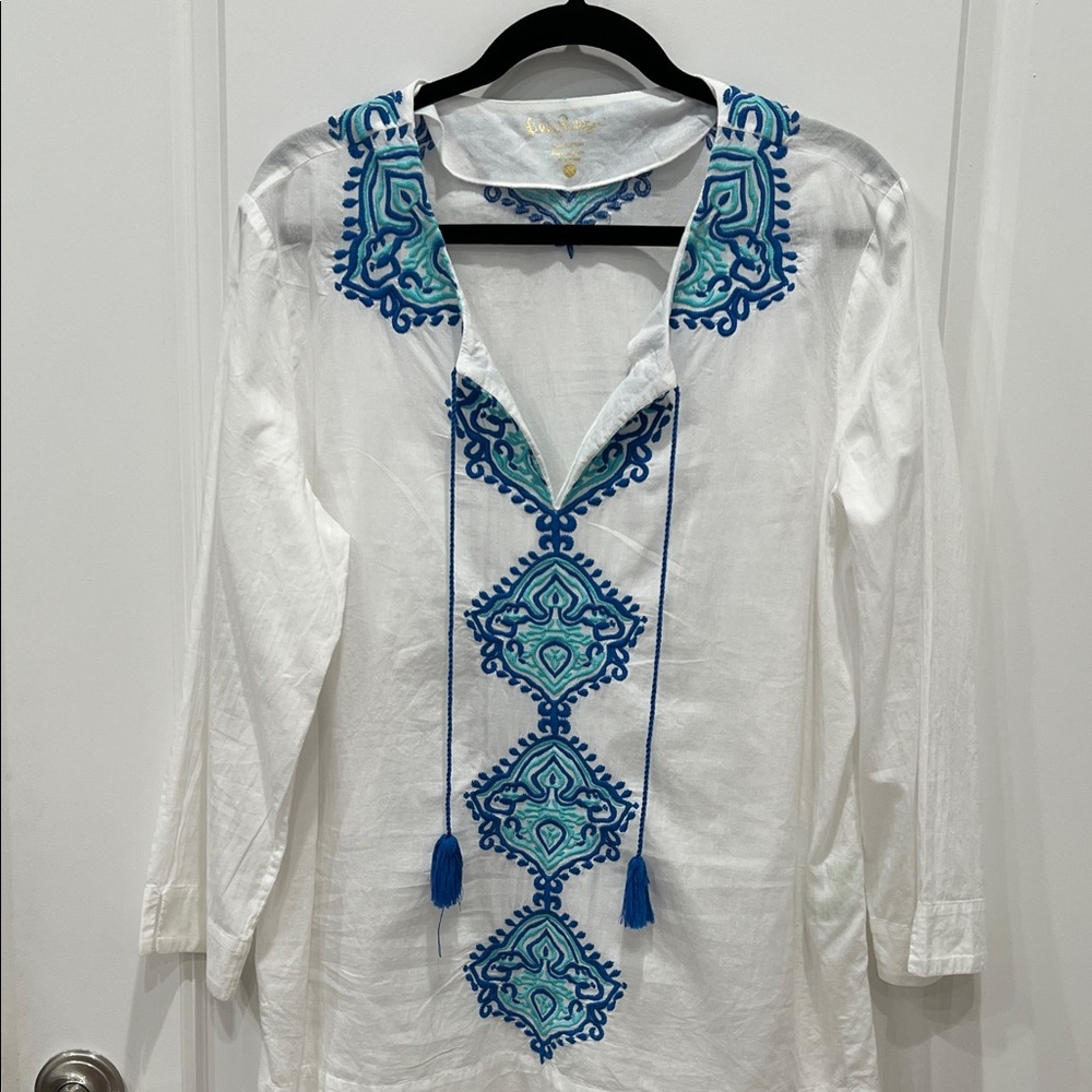 Lilly Pulitzer White Tunic with Blue and Teal Embroidery